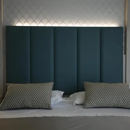 Marisa ホテル カオルレ